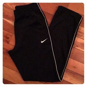NIKE Athletic Pants
